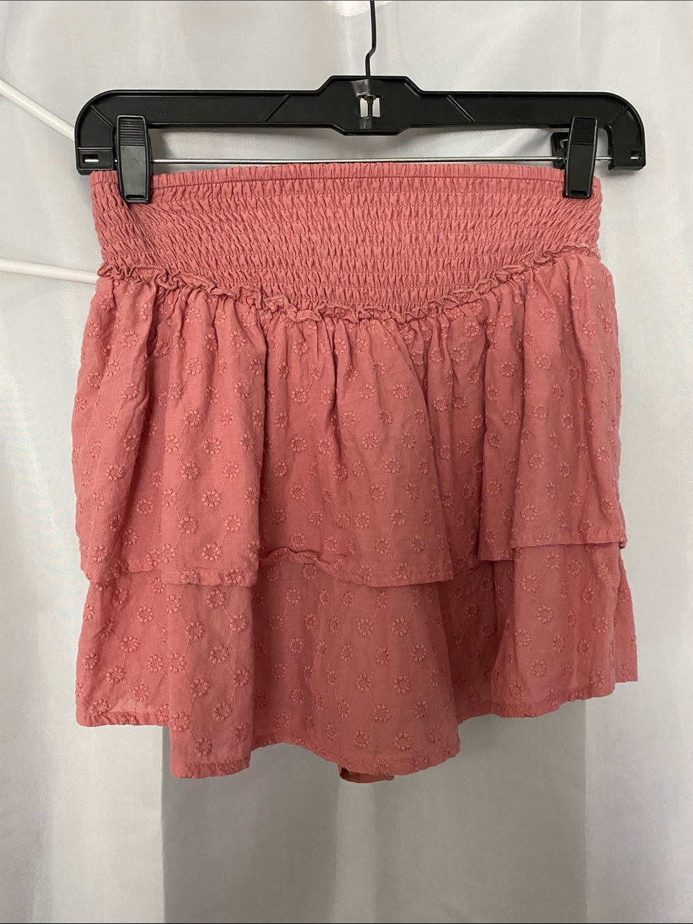 Hollister Tiered Smocked Waist Mini Skirt - Dusty Rose XS